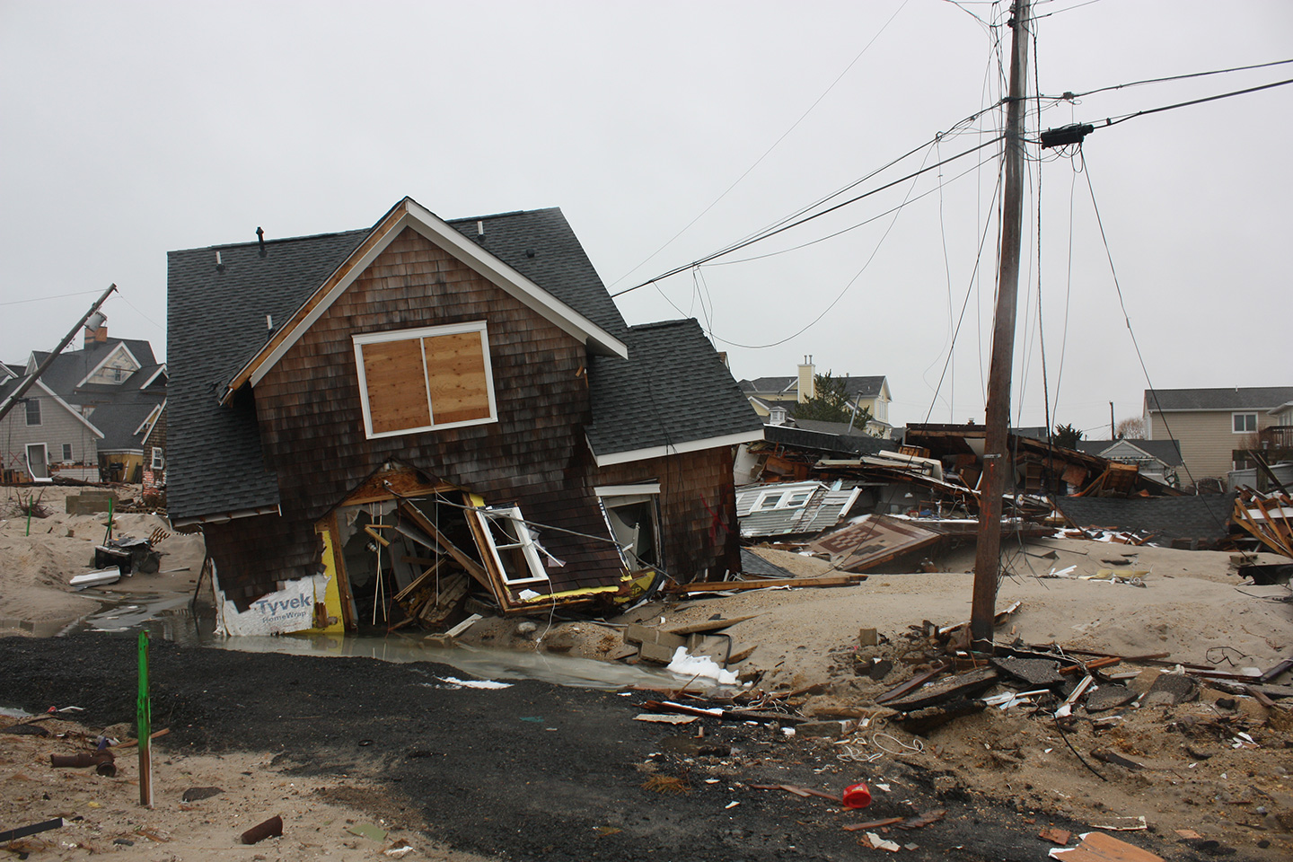 In the wake of Hurricane Sandy, we provided detailed research involving thousands of property owners to modernize maps for eight states and safeguard coastal communities.