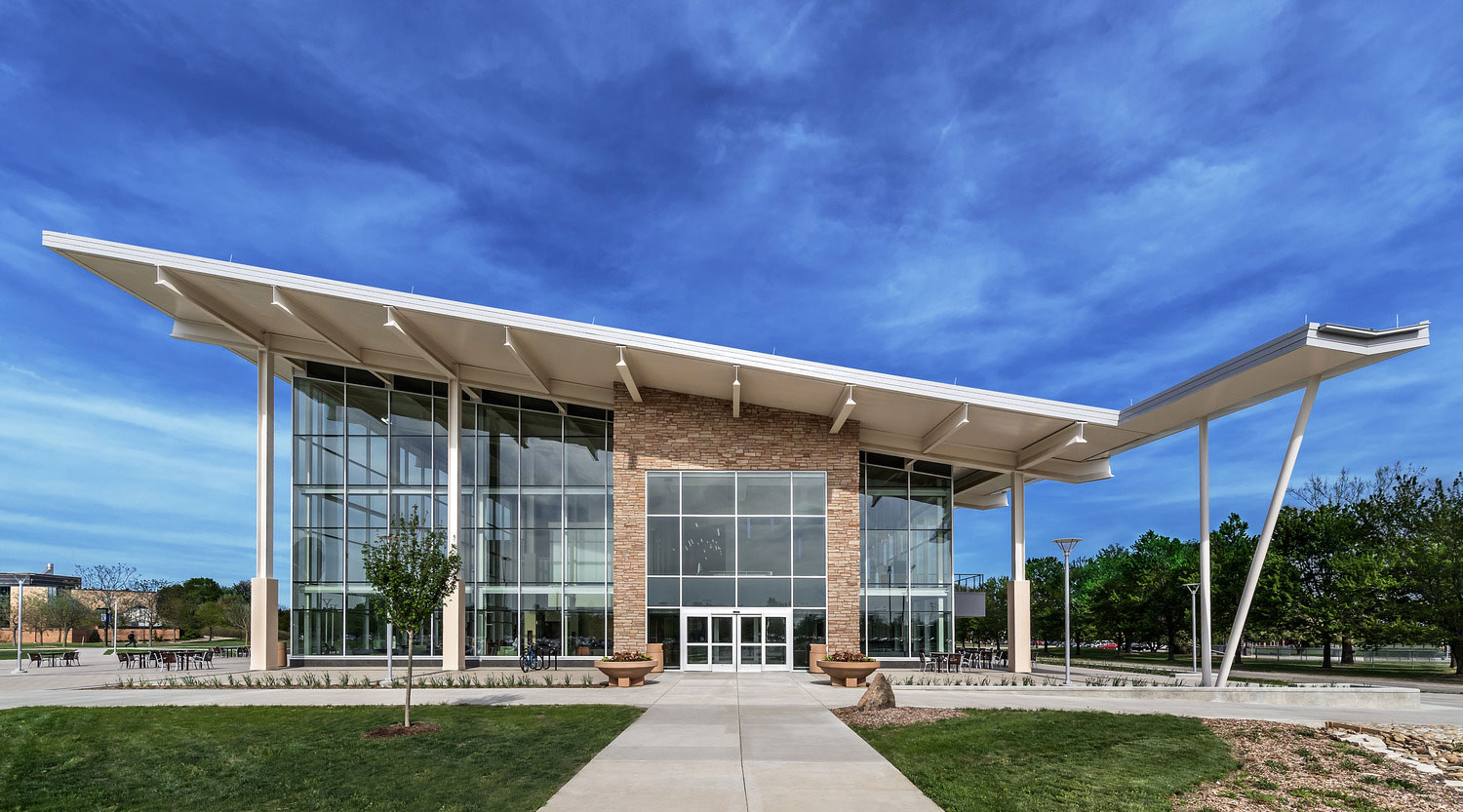 The new student union features a 25,000-square-foot green roof. Photo courtesy of Dewberry. Mark Ballogg, photographer.