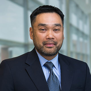 Raymond Lee