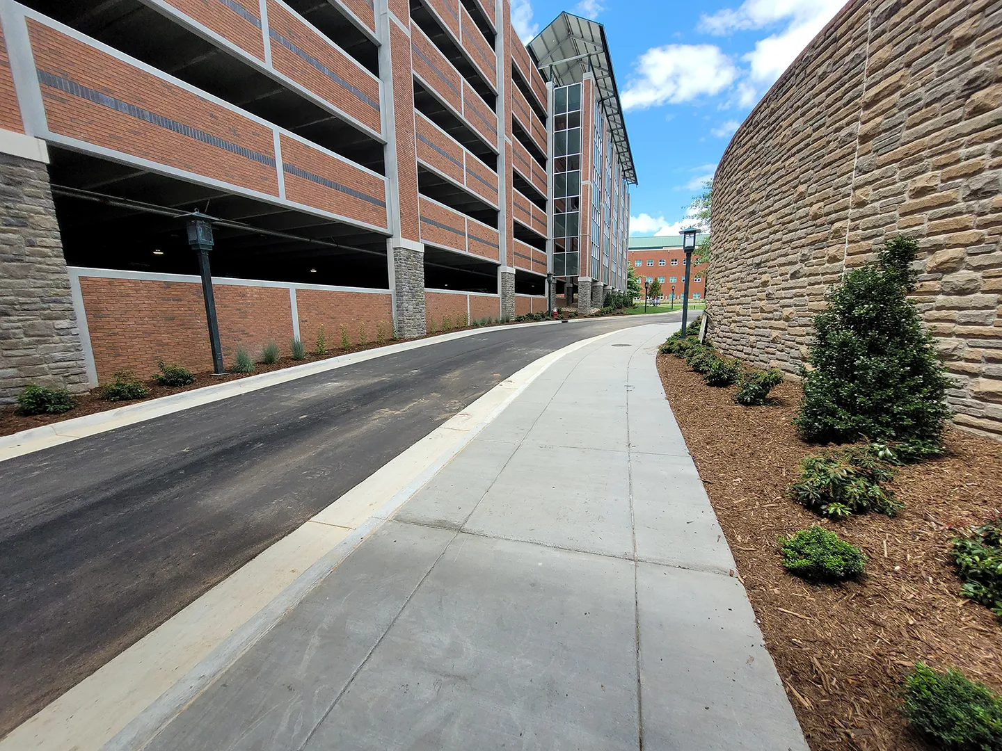 Located adjacent to the Holmes Convocation Center, the 600-stall parking deck offers parking for faculty, staff, and students, as well as special event parking.